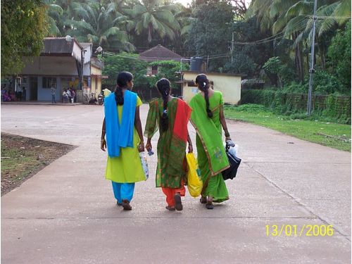 Mujeres con saris