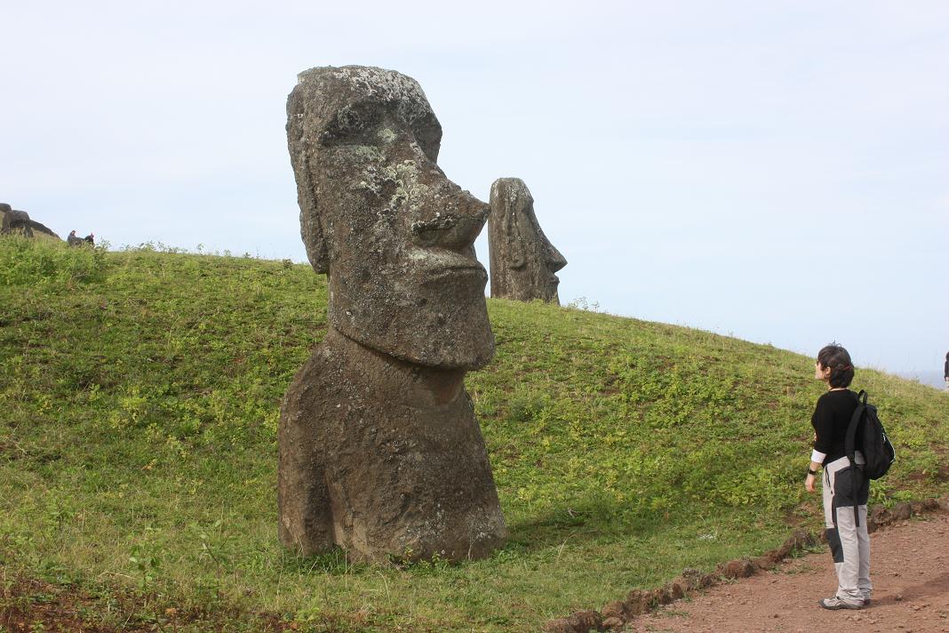 mirando moai